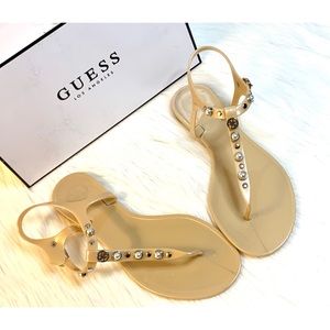 Guess Janaye Flat Sandals - Women's 10M